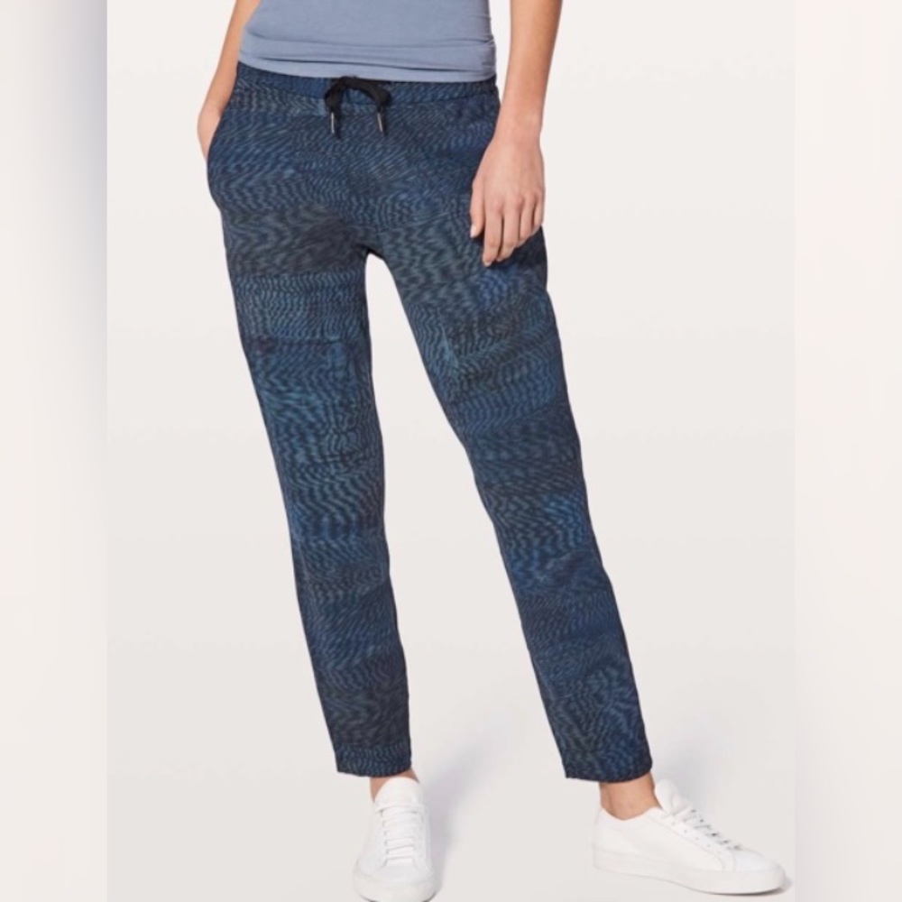 lululemon athletica Navy Patterned Joggers